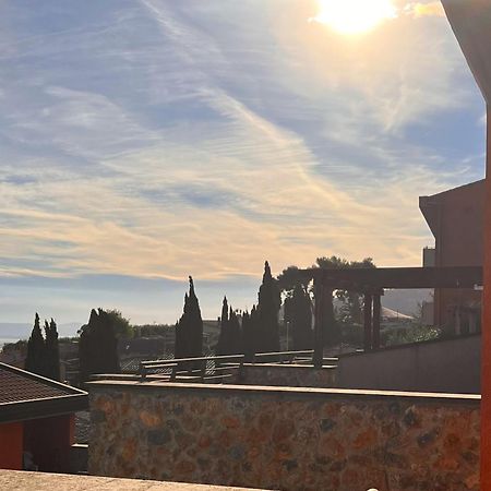 Villa La Terrazza Порто-Санто-Стефано Екстер'єр фото